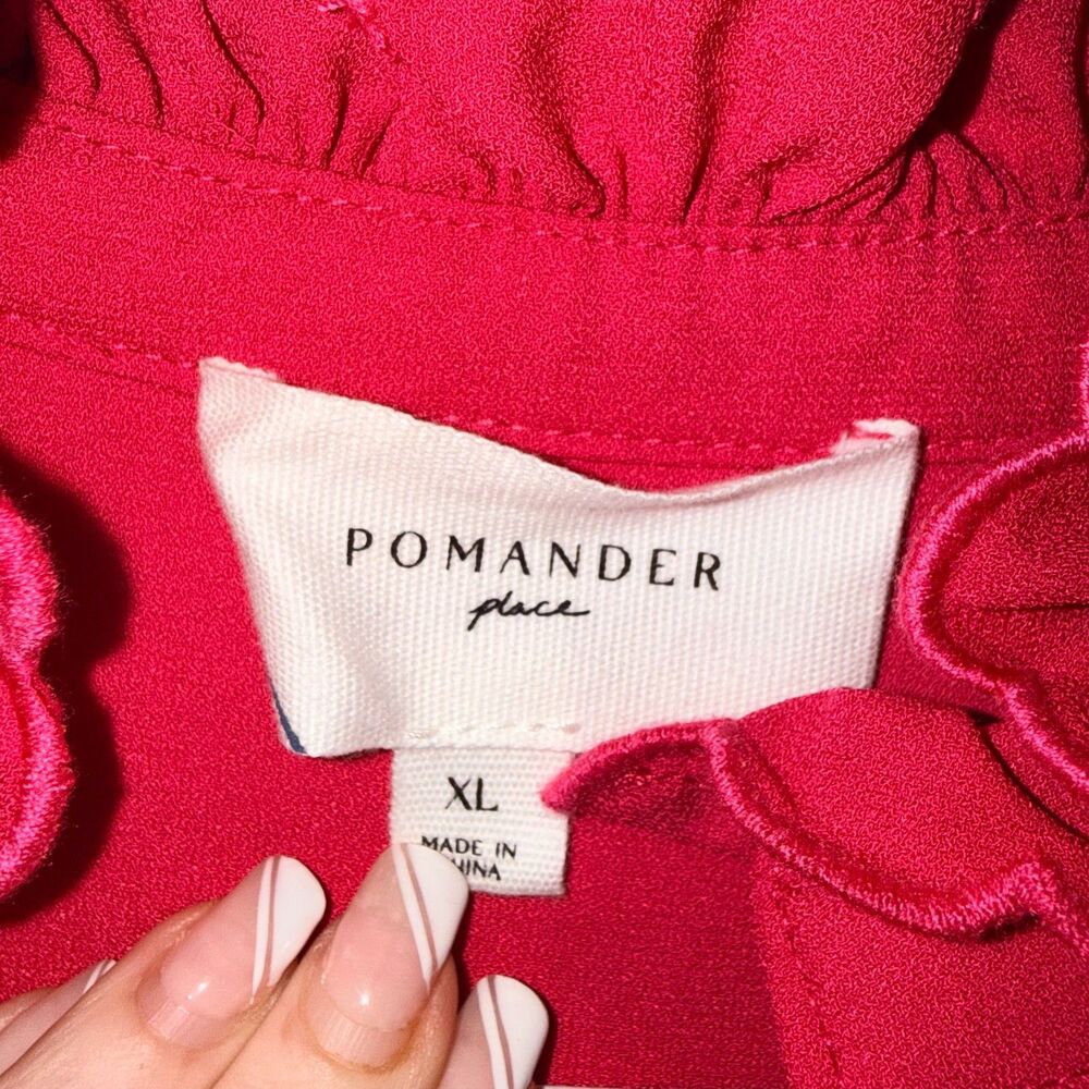 Tuckernuck Pomander Place Selena Blouse - Raspberry XL - Picture 4 of 6